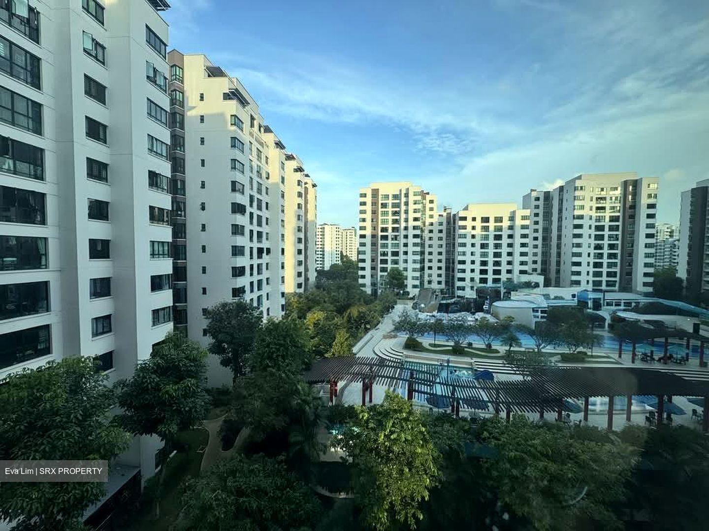 Woodsvale (D25), Condominium #586249511